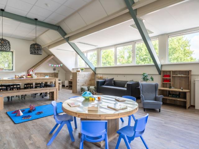 BijdeHandjes Elburg eettafel