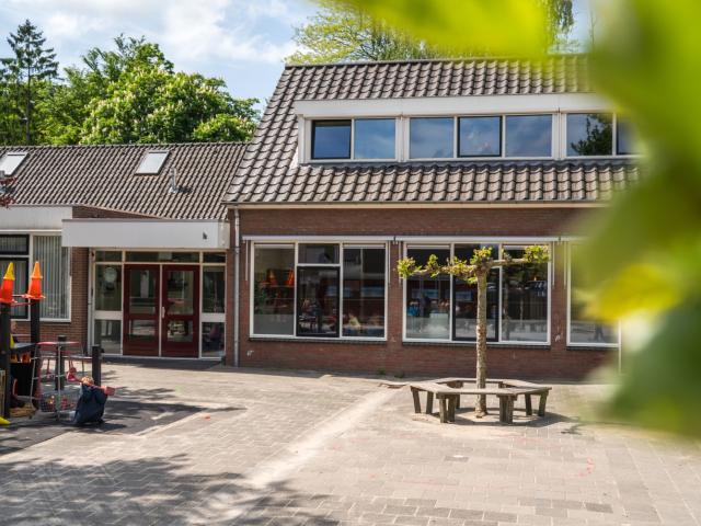 BijdeHandjes Elburg Buiten Schoolplein